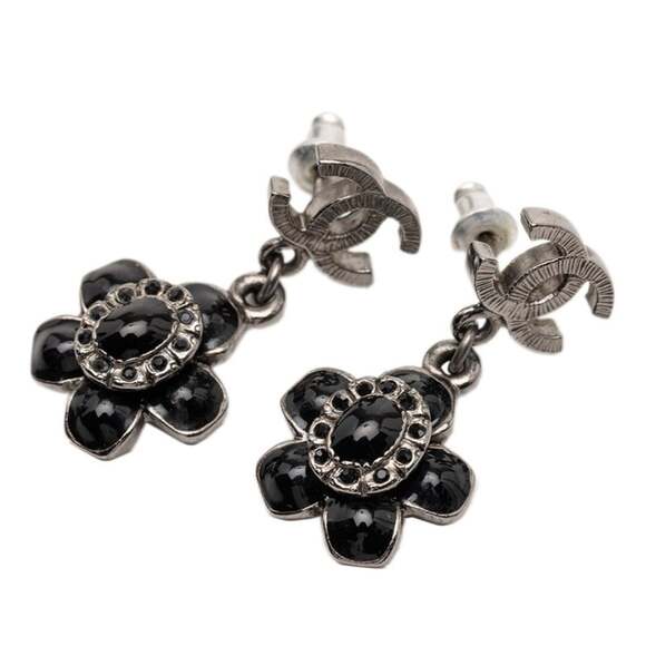 CHANEL Coco Mark Earrings in Black and Silver